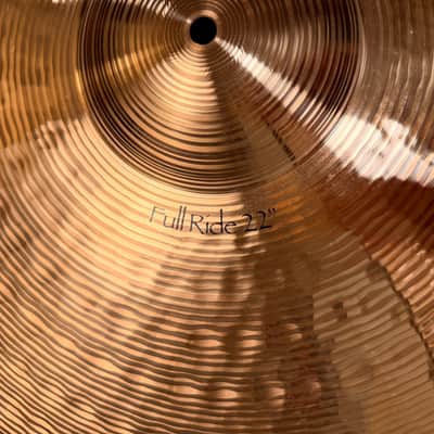 PAISTE Signature 22” FULL Ride SUPER CLEAN! The Elusive 22” 3224 g WHY Pay $820! image 4