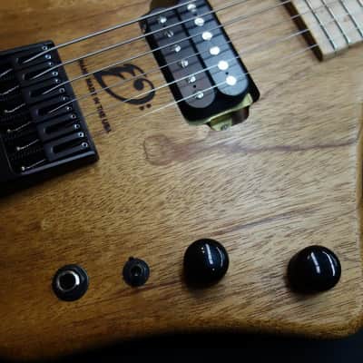 Wing Instruments 6-String Classic Wing Guitar Mahogany Body Maple Fingerboard image 4