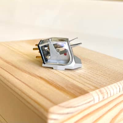 Rega Apheta 2 Low Output MC Phono Cartridge, Anodized aluminum body, Vital profile nude diamond Stylus on Aluminum Cantilever image 10