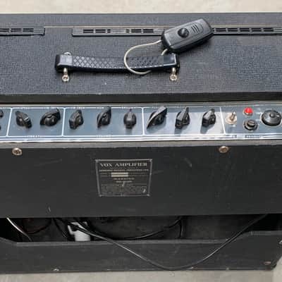 Vox AC-30/6 Twin Top Boost 3-Channel 30-Watt 2x12" Guitar Combo 1961 - 1968 image 6