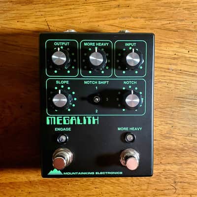 Mountainking Electronics Megalith heaviest fuzz in the galaxy image 3