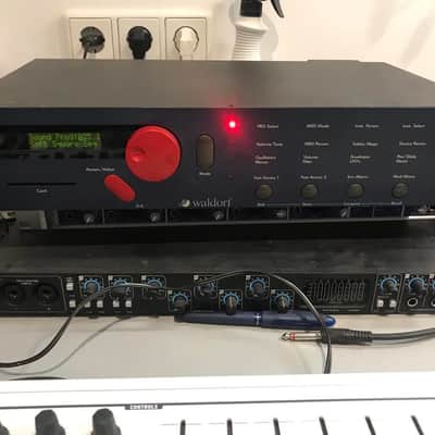 Waldorf MicroWave 1 Synthesizer Rack Revision A