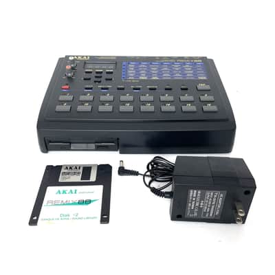Akai Remix 88 Phrase Sampler Rare Lo-Fi Machine S20 w/Original power supply Worldwide Shipment image 3
