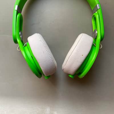 Beats by Dre Mixr Wired Headphones image 5
