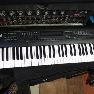 Roland JV-80 61-Key Multi-Timbral Synthesizer 1992 - 1994 - Black image 5