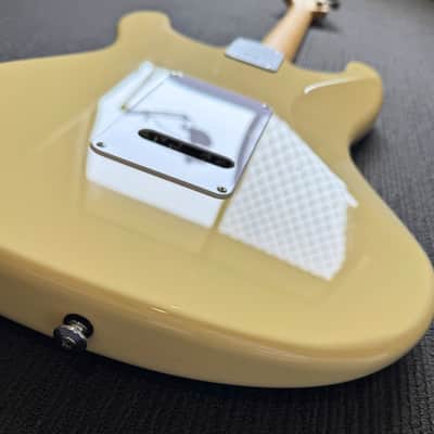 PRS SE Silver Sky - Moon White image 8
