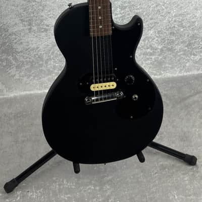 2011 USA Gibson Melody Maker guitar in satin black (excellent refin) image 9
