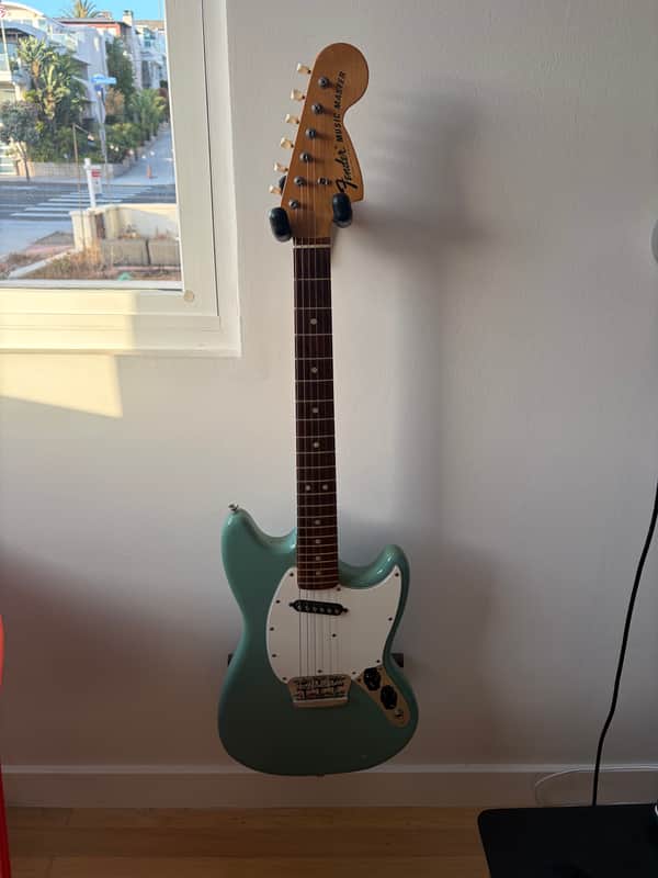 Fender Musicmaster 1975 - Daphne Blue - Good