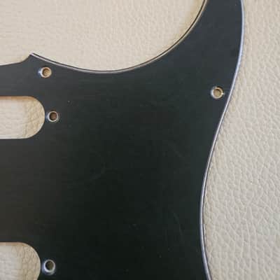 Fender Stratocaster Aged Relic 3 ply Pickguard Black image 3