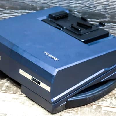 Datavideo HRS-30 Hand Carry Recorder System HD Recorder / Monitor Line w/Adapter image 8