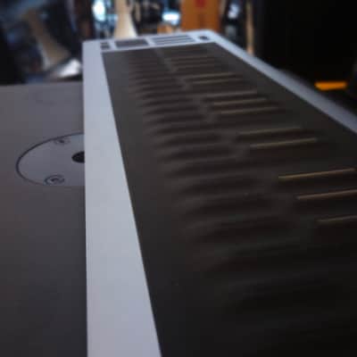 ROLI Seaboard 2 49-Key MIDI Controller 2024 - Present - Black image 3