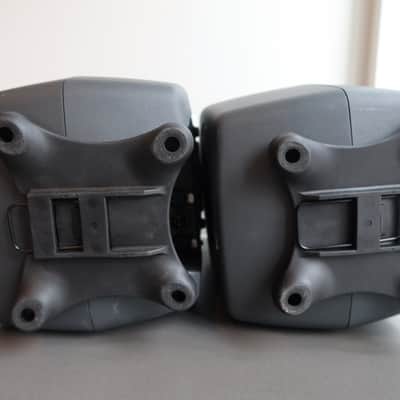 Genelec 8240A SAM 6.5" Powered Nearfield Studio Monitor (Pair) 2006 - 2016 - Gray image 5