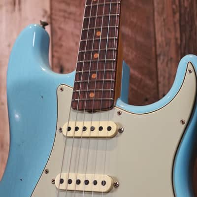 Fender Custom Shop '64 Reissue Stratocaster Journeyman Relic - Daphne Blue image 5