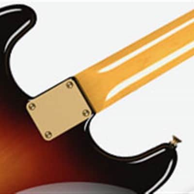 Fender Stevie Ray Vaughan Stratocaster 3-Tone Sunburst w/case image 6