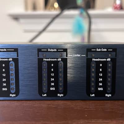 dbx DriveRack PX Powered Speaker Processor w/ RTA Mic, and Original Box - EXCELLENT image 8