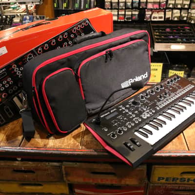 Roland JD-Xi 37-Key Analog/Digital Crossover Synthesizer 2015 - Present - Black image 2