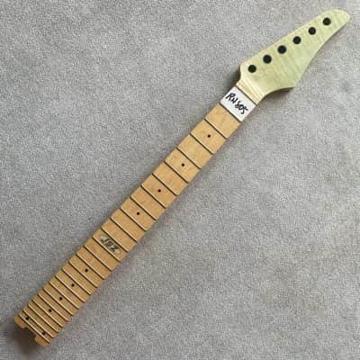 Maple Wood Short Scales Guitar Neck with 24 Frets Fingerboard image 12