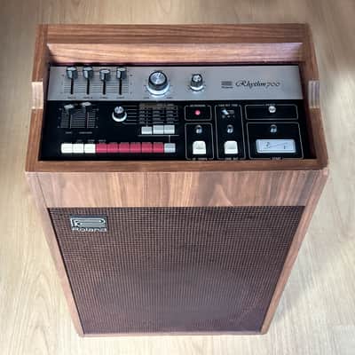 Roland TR-700 // 70s vintage Drum Machine // VERY RARE image 1