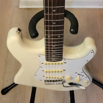 1983-84 Fender Japan Squire '72 Reissue Stratocaster CST-398 SQ Serial MIJ - Olympic White w/HSC image 4