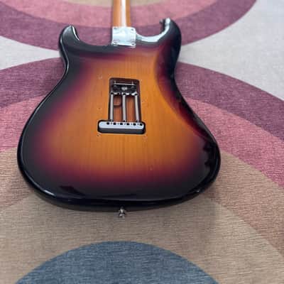 Fender American Vintage '62 Stratocaster 2004 - 3-Color Sunburst image 6