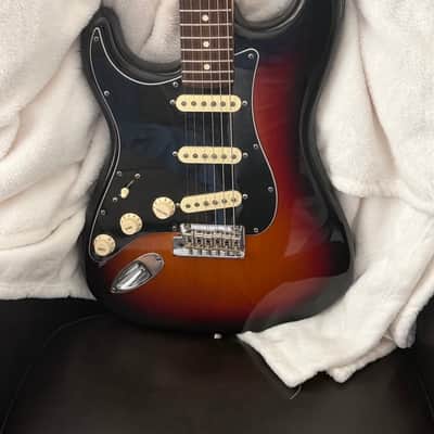 Fender American Standard Stratocaster Left-Handed with Rosewood Fretboard 2008 - 2016 - 3-Color Sunburst image 1