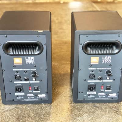 JBL LSR2325P Studio Monitors image 2