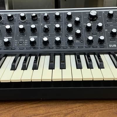 Moog Sub 37 Tribute Edition 2010s - Black image 7