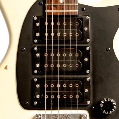 Daion Barbarian White Electric Guitar w/ Original Daion Branded Hardshell Case image 4