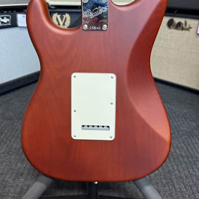 Fender "American Performer Sassafras Stratocaster®", moka with Deluxe soft case - Open Box image 4