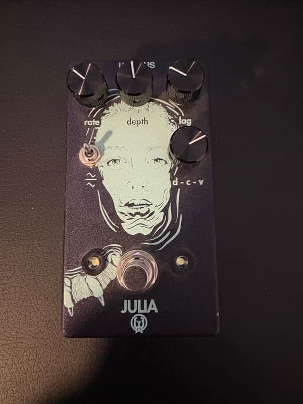 Walrus Audio Julia Chorus / Vibrato 2017 - 2019 - Purple