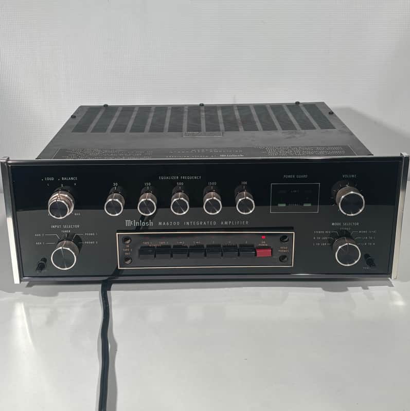 McIntosh MA6200 100-Watt Stereo Solid State Integrated Amplifier 1979 - 1991 - Black image 1