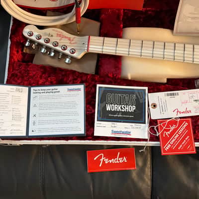 Fender John 5 Signature Ghost Telecaster 2023 White image 12