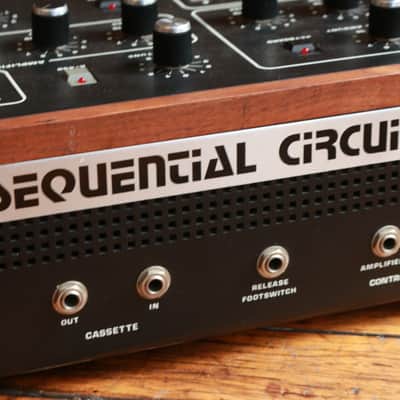 Sequential Prophet 5 Rev 3.2 61-Key 5-Voice Polyphonic Synthesizer (Serial no. 5418) image 12