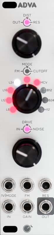 Plum  Audio ADVA 3U - Smart Multimode Filter 2023 - Silver Aluminium Panel image 1