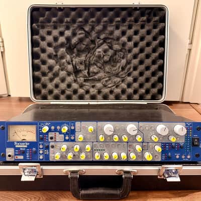 Focusrite ISA 430 MKII Producer Pack 2010s - Blue image 3