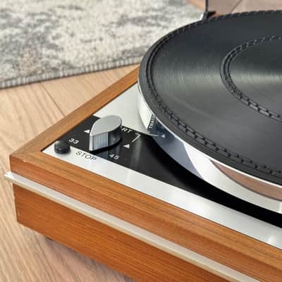 Vintage Thorens TD-145 Walnut Wood Turntable ~FULLY RESTORED~ LOOK ! image 5