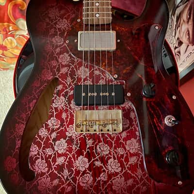 Echopark clarence case study - paisley / burgandy image 2