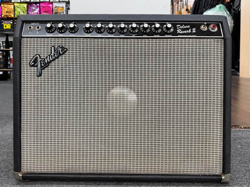 Fender Deluxe Reverb II 2-Channel 20-Watt 1x12" Guitar Combo 1982 - Black image 1