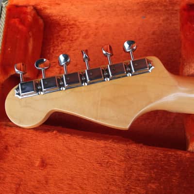 Fender American Vintage Reissue '57 Stratocaster 2007 - Two-tone Burst image 6