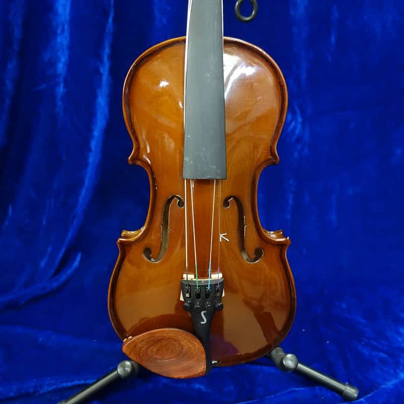 Stentor Violin Outfit Student I 1/4 Size image 1