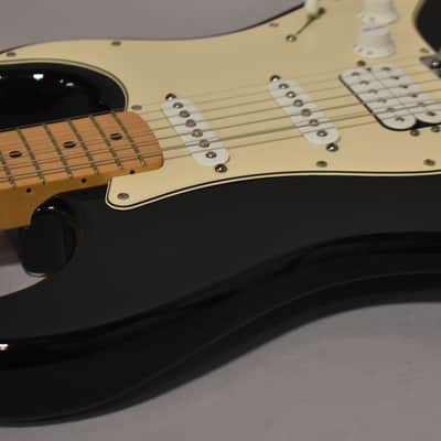 2005 Fender Standard Stratocaster HSS MIM Black w/HSC image 9