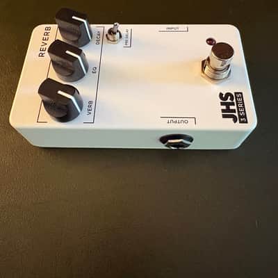 JHS 3 Series Reverb 2020 - Present - White image 5