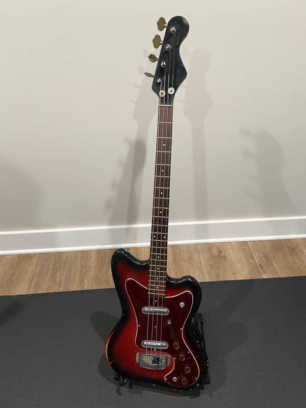 Silvertone 1443 Hornet Bass 1960s Sunburst image 1