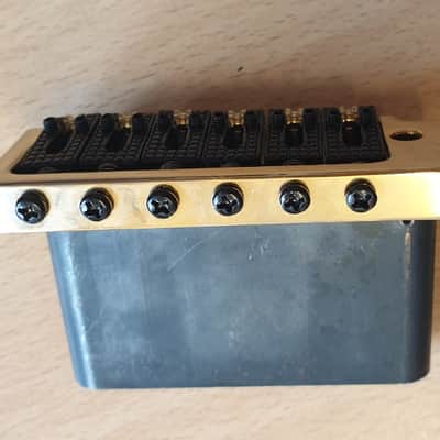 Wilkinson Stratocaster Strat 6 Point Roller Bridge Gold image 4