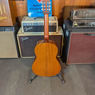 Yamaha CG162S Solid Spruce/Ovangkol Classical Guitar (Used) image 2