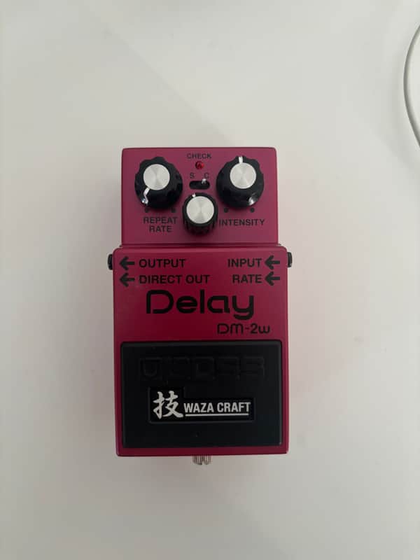 Boss DM-2W Delay Waza Craft 2015 - Present - Pink image 1