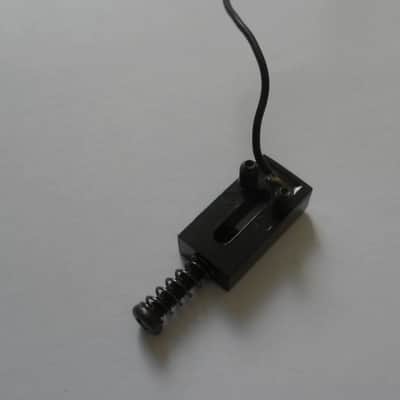 Peavey Peavey AT-200 Auto Tune Self-Tuning Electric Guitar 2012 - piezo saddle image 1