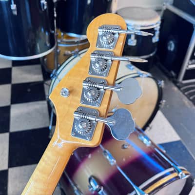 Fender JB-62 Jazz Bass ‘62 Reissue - Lake Placid Blue image 5