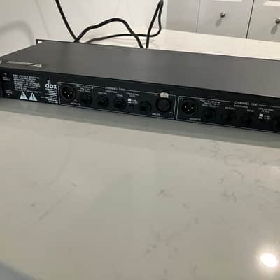 dbx 1066 Dual-Channel Compressor / Limiter / Gate image 7