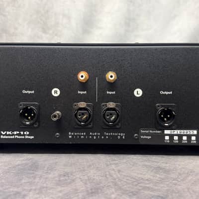 Balanced Audio Technologies BAT VK-P10SE Tube Phono VK-3000SE Preamp Tube Hybrid image 2